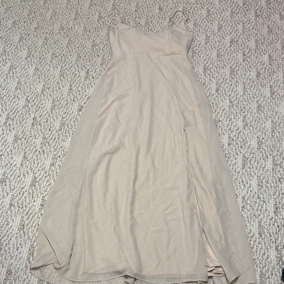 Elegant Champagne Maxi Dress - Picture 2 of 4